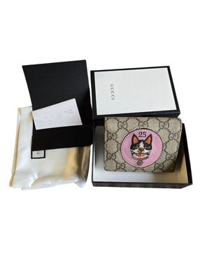 Gucci GG Supreme Cat Canvas Wallet in Pink